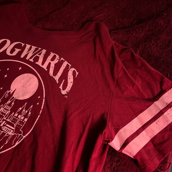 Red Harry Potter cropped T-Shirt - Picture 2 of 4